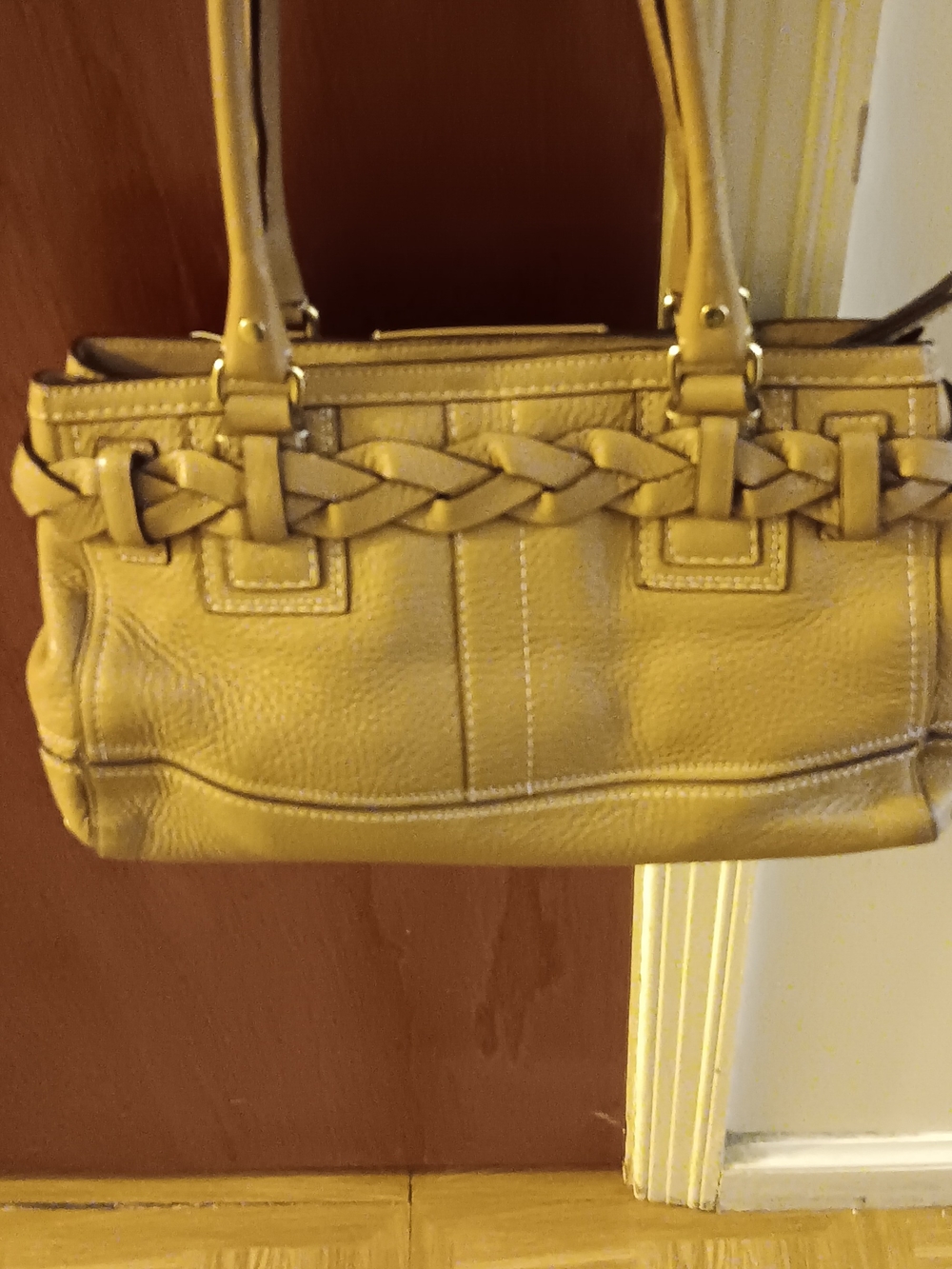Coach Brown Tan Leather Shoulder Bag with Gold Hardware - Picture 6 of 6